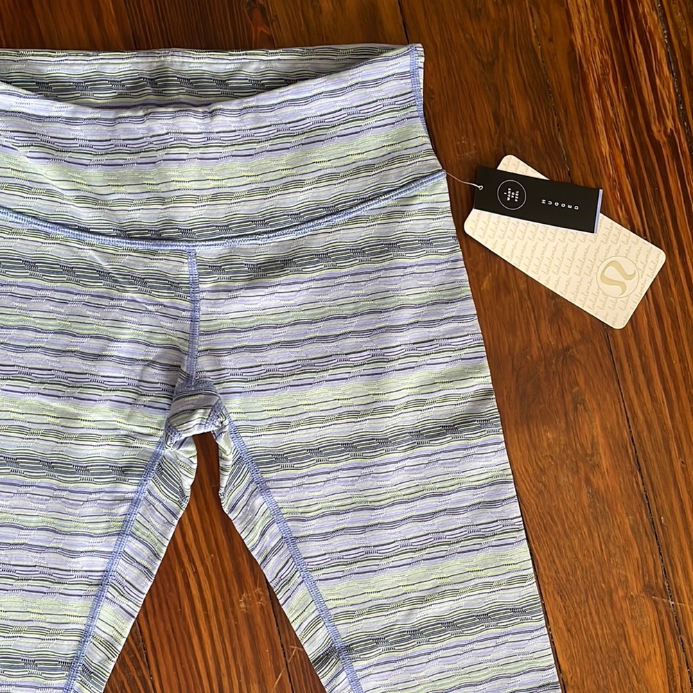BNWT lululemon crops